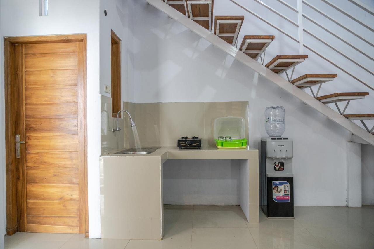 Azalia Homestay Yogyakarta Exterior foto